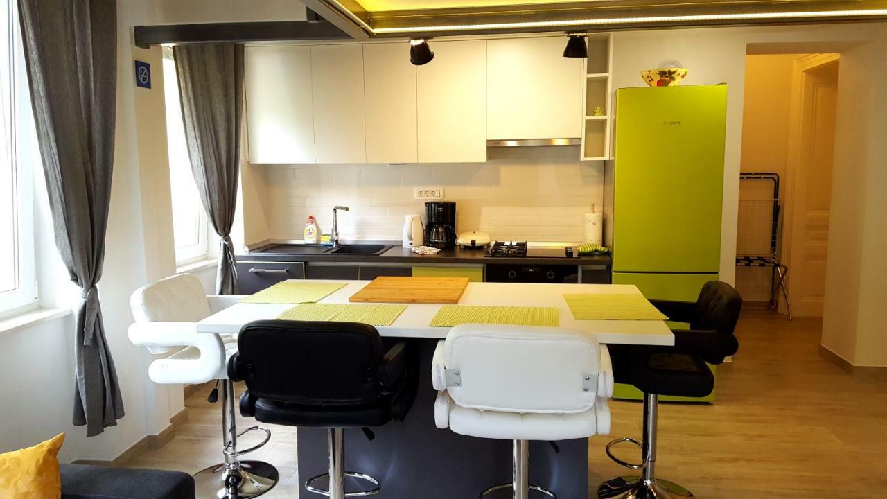 Studio Apartment Vanna - 1St Row To The Sea 오파티아 외부 사진
