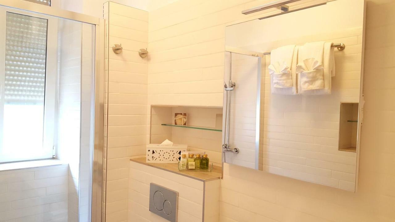 Studio Apartment Vanna - 1St Row To The Sea 오파티아 외부 사진